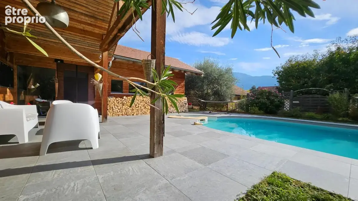 Maison d'architecte bioclimatique 5P 122 m² avec piscine et dépendances à SAINTE-MARIE-D'ALLOIX (38660) - photo 2