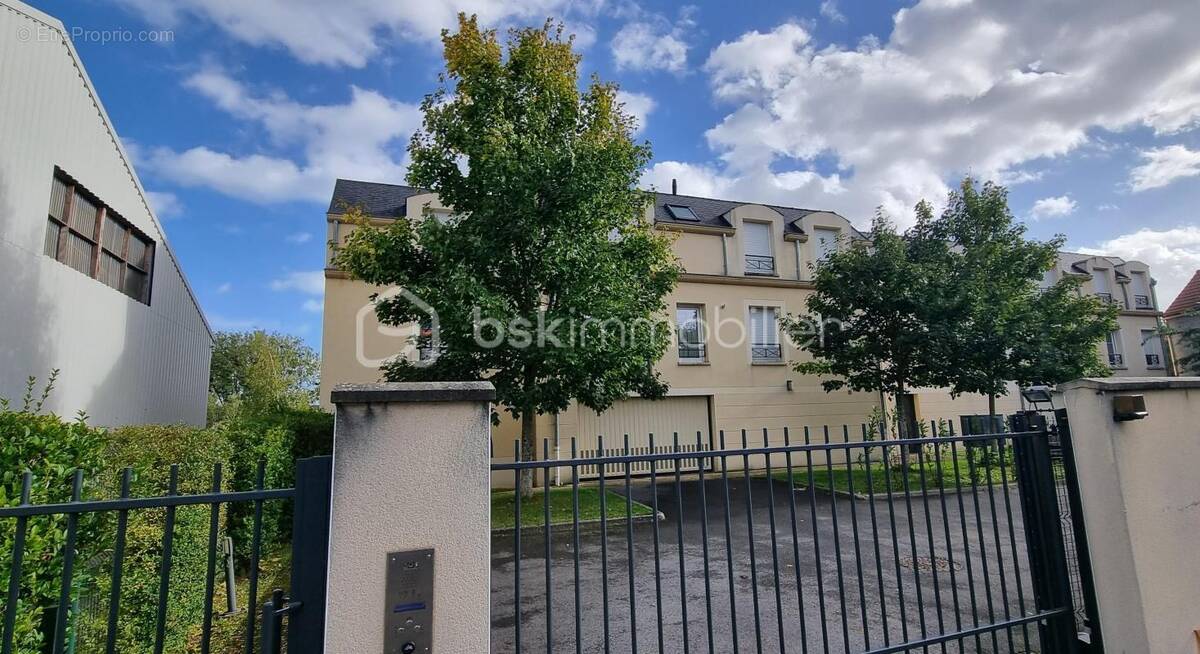 Appartement à PERSAN