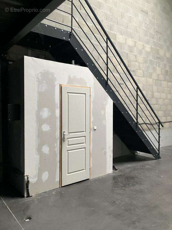 Commerce à VENISSIEUX