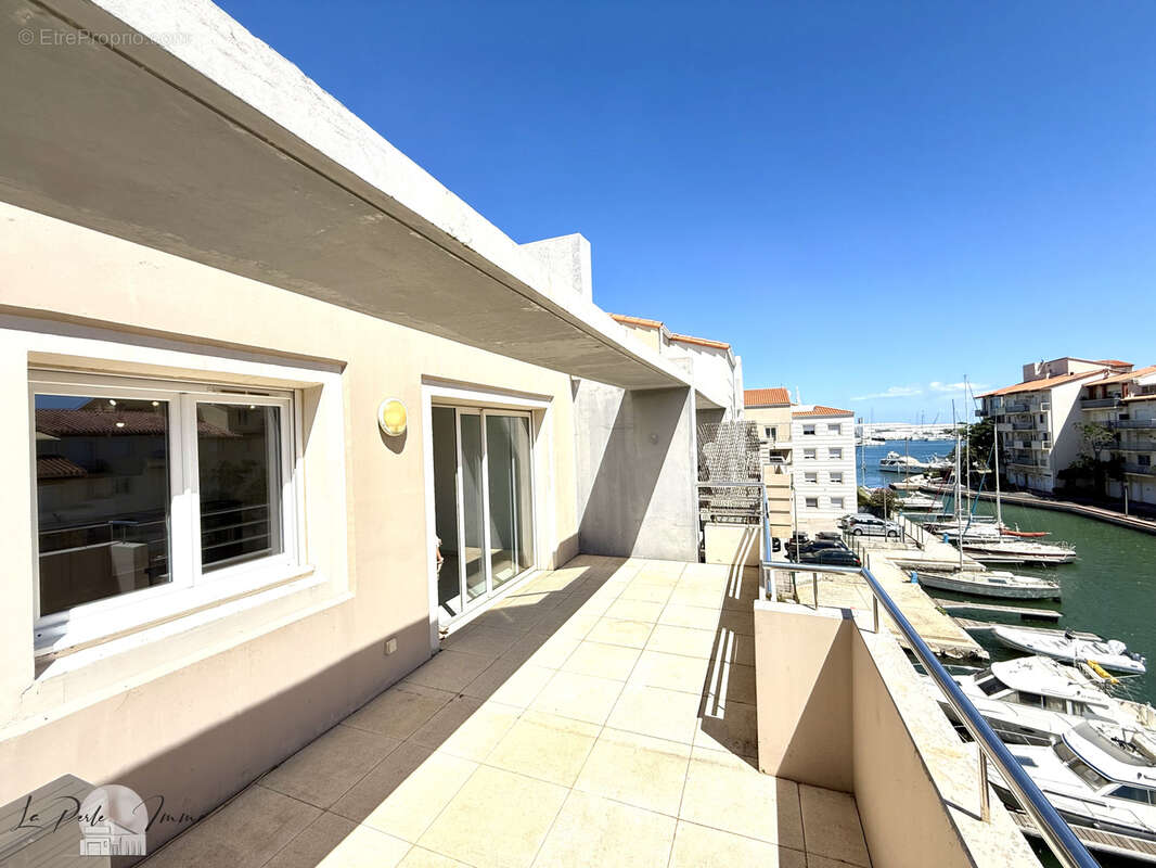Duplex T3 sur la Marina avec parking - photo 8