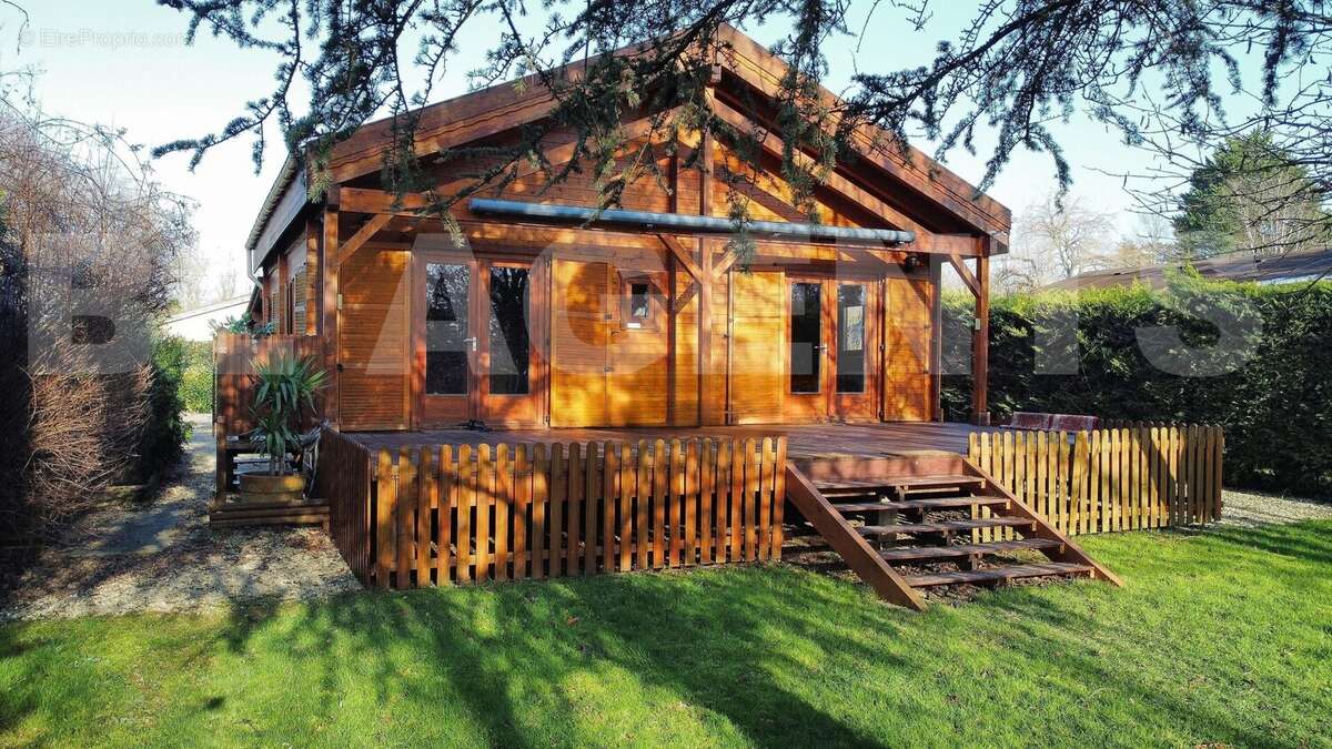 dji_fly_20251231_135202_295_1767185740198_photo_optimized_inPixio - Maison à SAINT-SAUVEUR-LES-BRAY