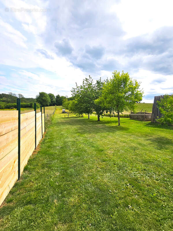 Maison à SAINT-REMIMONT