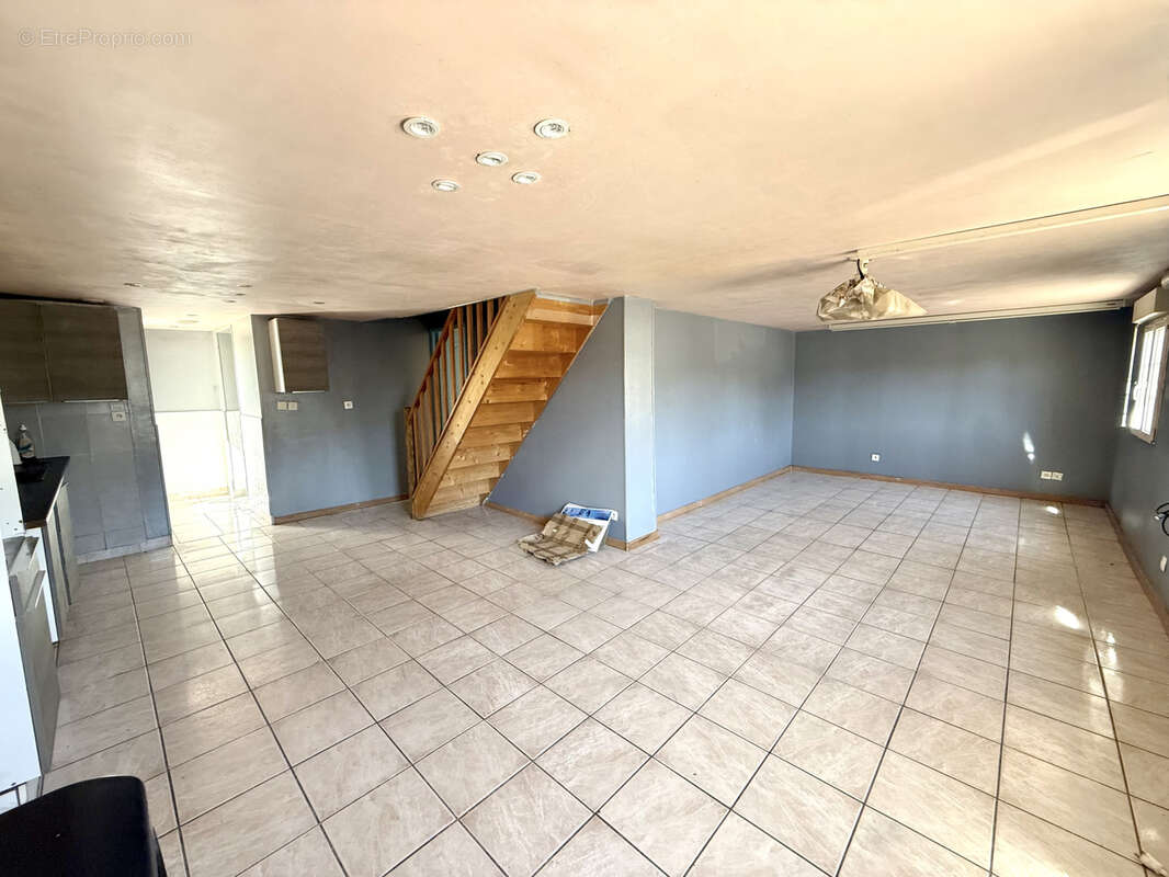 Maison avec jardin et garage à Monéteau, proche d'Auxerre - photo 3