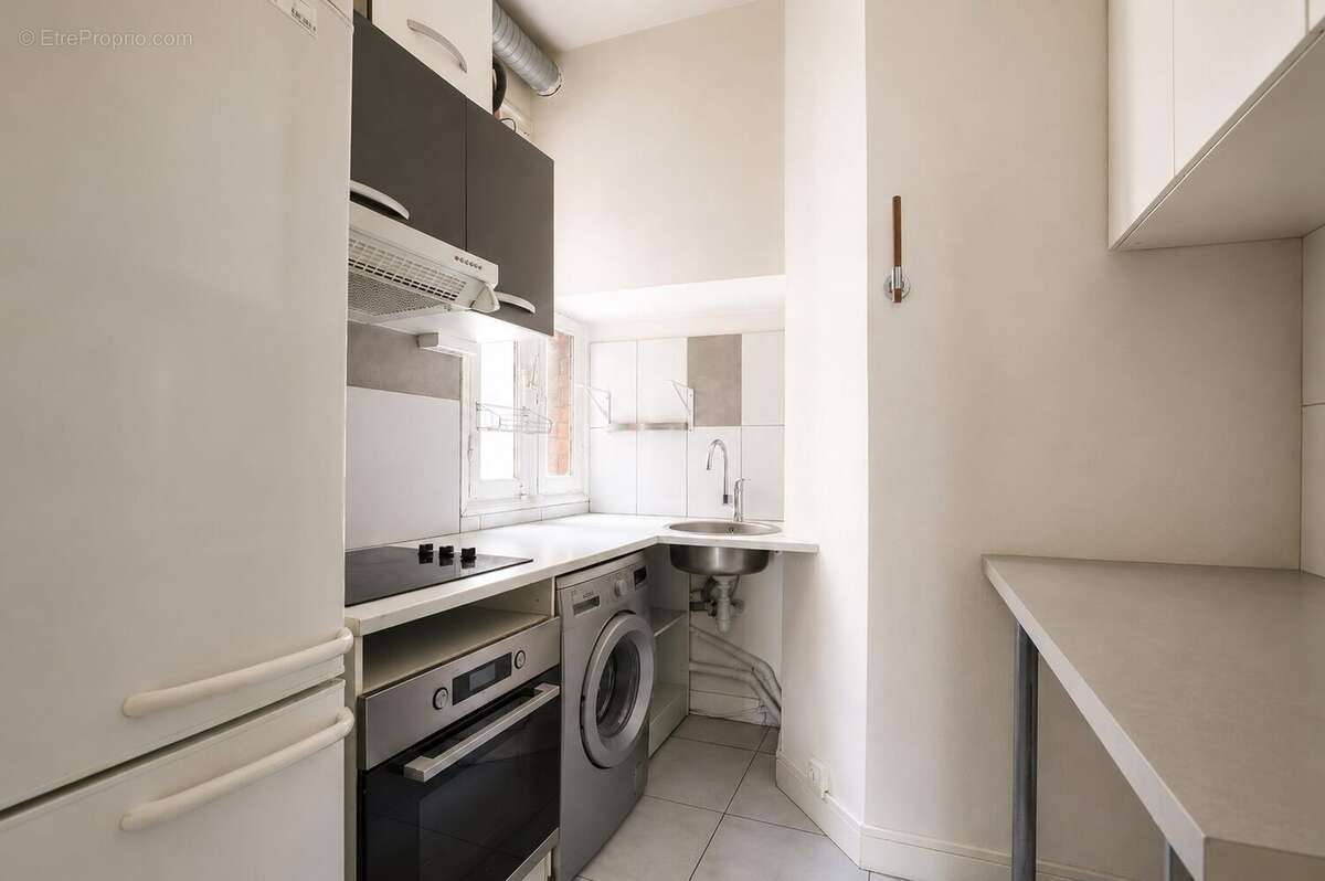 Appartement à LA GARENNE-COLOMBES