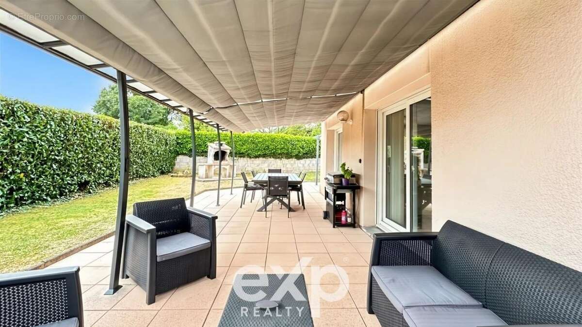 Maison à BOUSSIERES