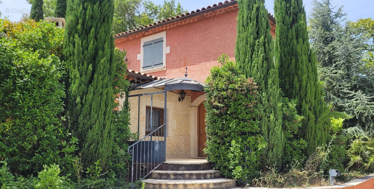 A vendre Saint paul trois chateaux Maison 5 chambres avec piscine - photo 13