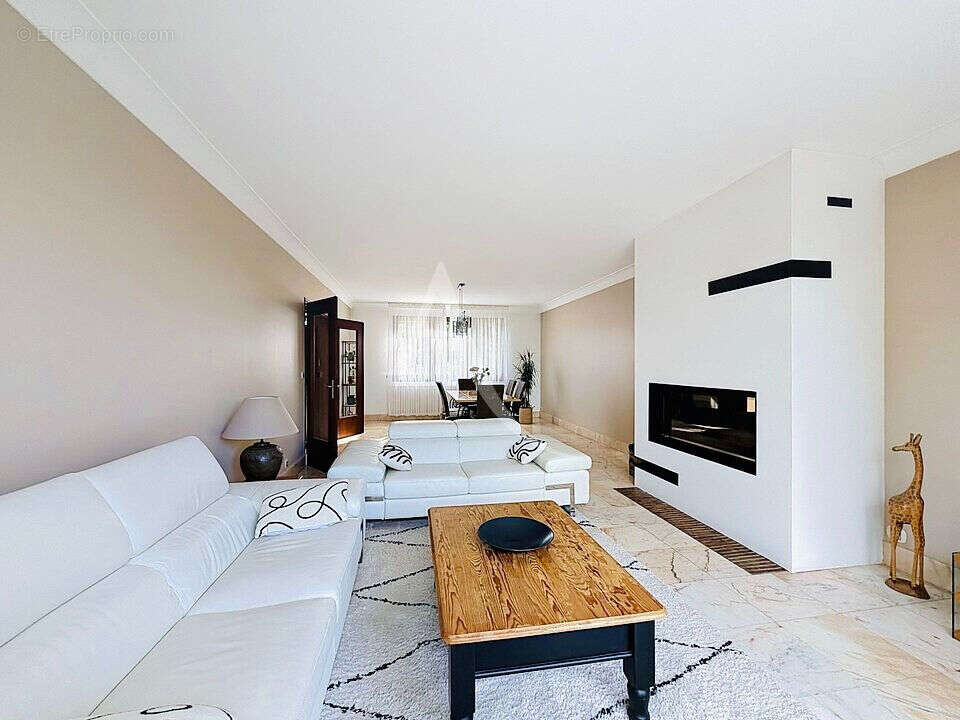 Magnifique maison 5chambres sur sous sol total et jardin sans vis-à-vis - photo 6