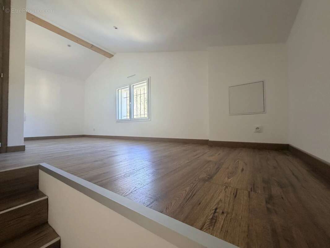 Maison à TOURRETTE-LEVENS