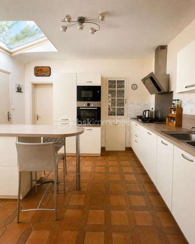 Élégante maison en pierre de 146 m² à Saint-Malo - photo 15