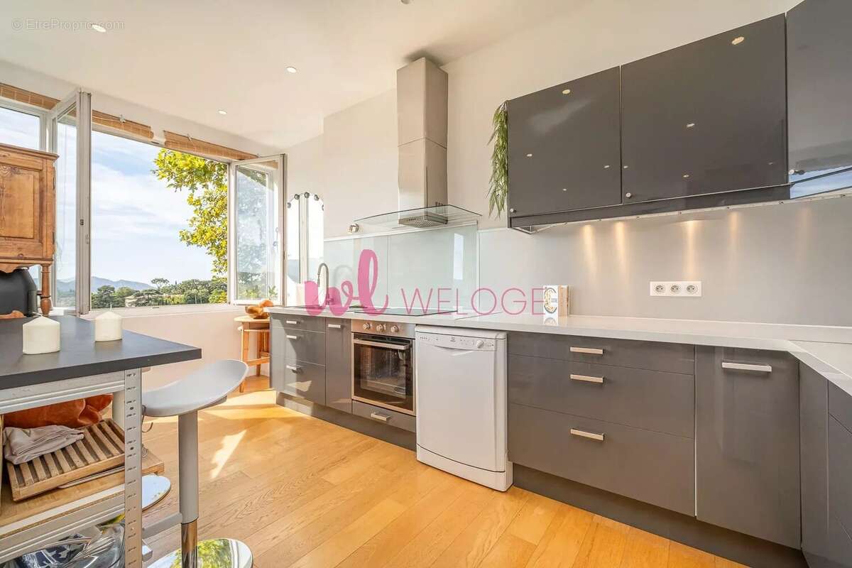 Appartement à MARSEILLE-12E