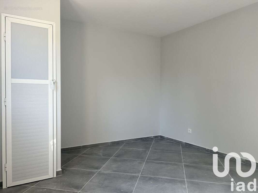 Photo 8 - Maison à SAINT-MEDARD-DE-GUIZIERES