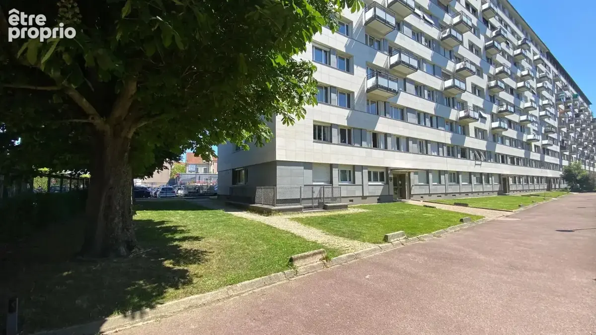 Appartement à MONTROUGE