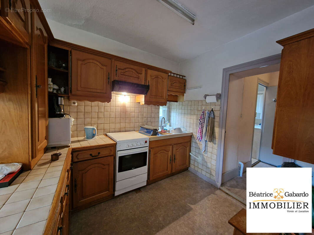 Maison Chamelet 7 pièce(s) 152 m2 - photo 5