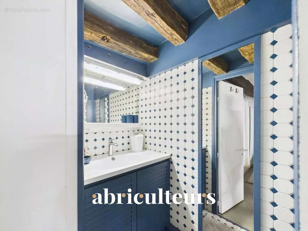 Appartement à PARIS-5E