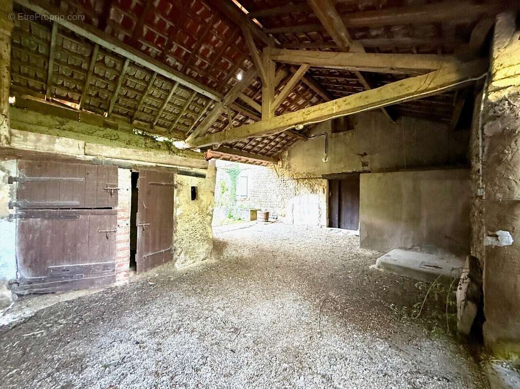 Maison à CHATILLON-SAINT-JEAN