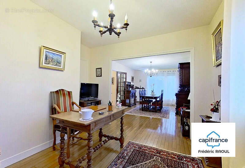 Maison à IS-SUR-TILLE