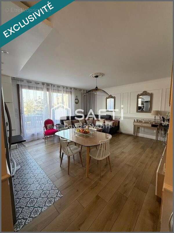 Photo 4 - Appartement à GENNEVILLIERS