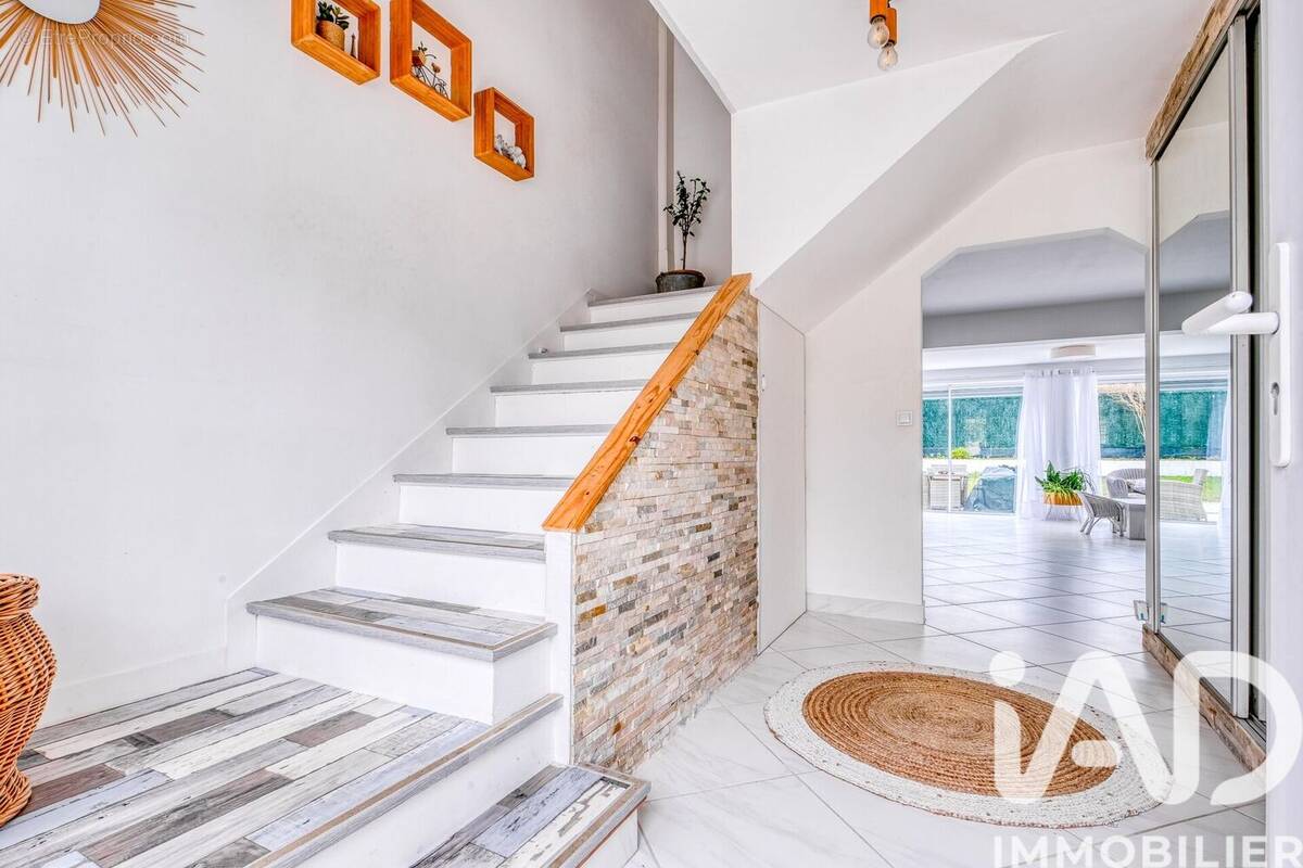 Photo 1 - Maison à CLAYE-SOUILLY