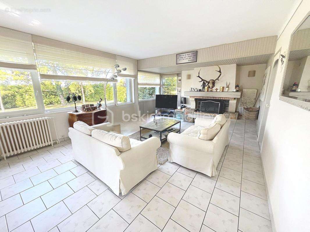 Maison à BRISSAY-CHOIGNY