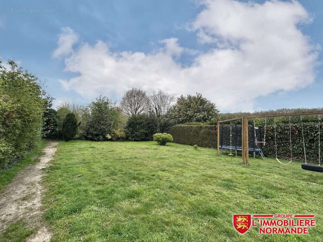 Maison à ROSNY-SUR-SEINE