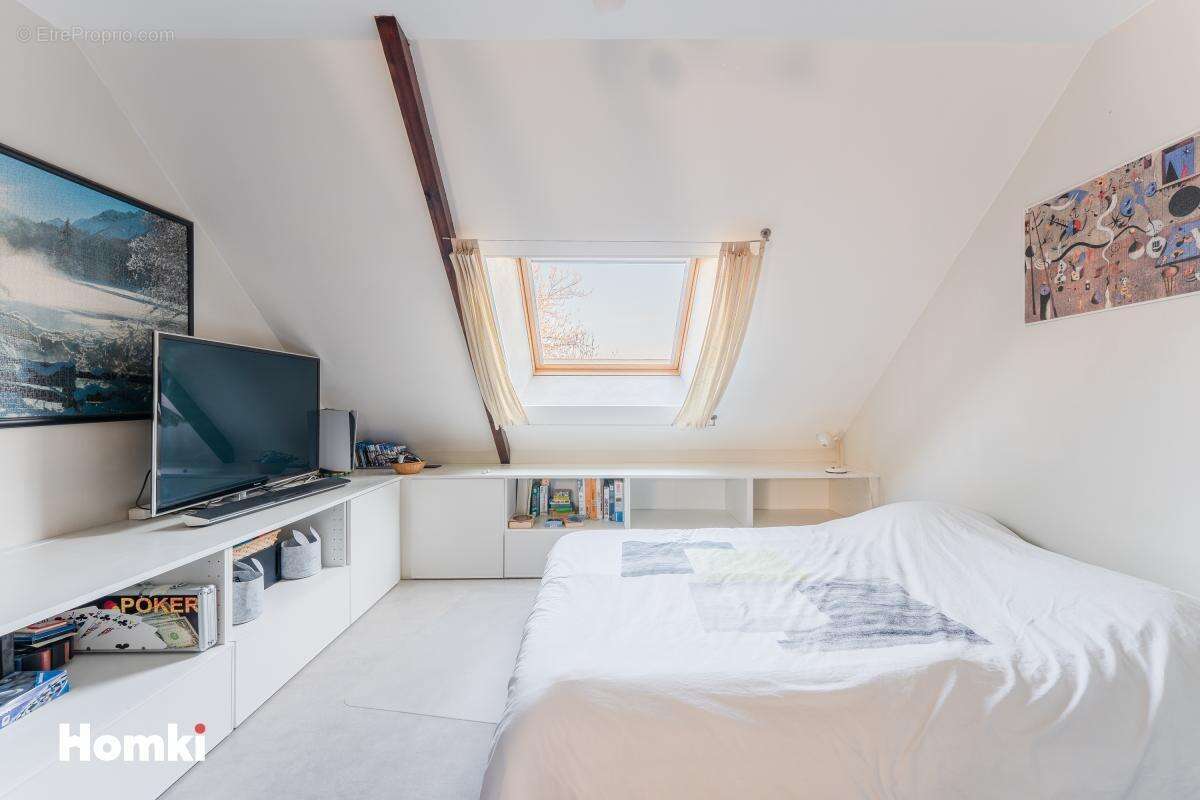Maison T6 à vendre – 136 m2Loi Carrez (155 m2 au sol) – La Chapelle-sur-Erdre - photo 12