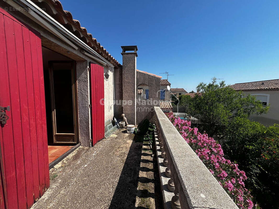 A SAISIR ! VILLA A RENOVER 4 chambres garage piscinable - photo 12