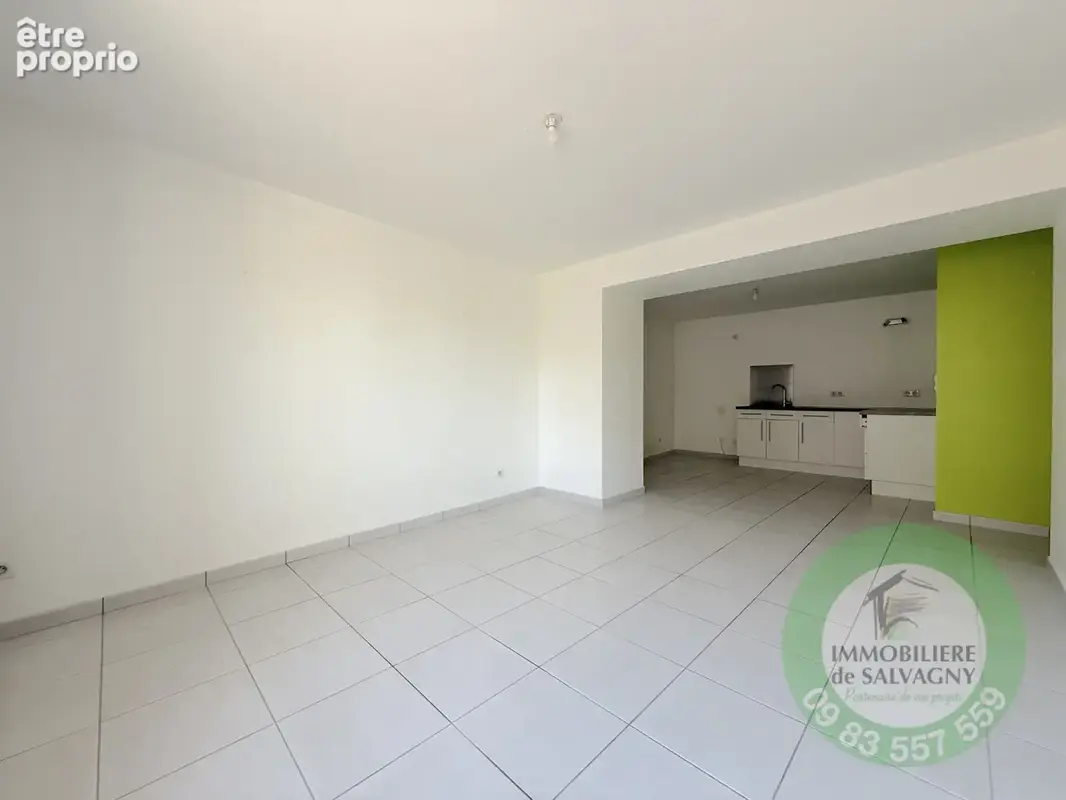 A vendre appartement T3 avec 2 parkings privatifs à Dommartin - photo 2