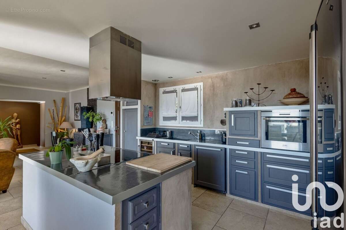 Photo 6 - Maison à ROQUEBRUNE-SUR-ARGENS