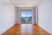 Appartement à EZE