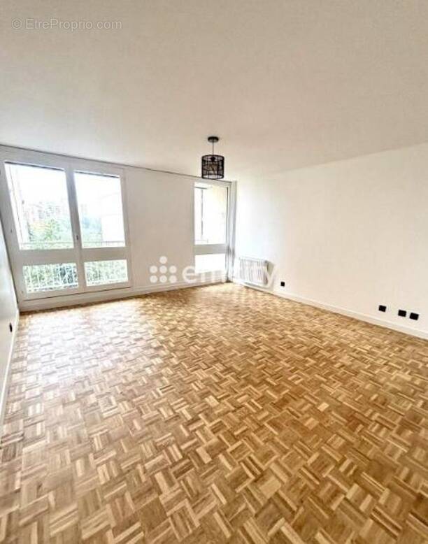 Appartement à VILLEBON-SUR-YVETTE