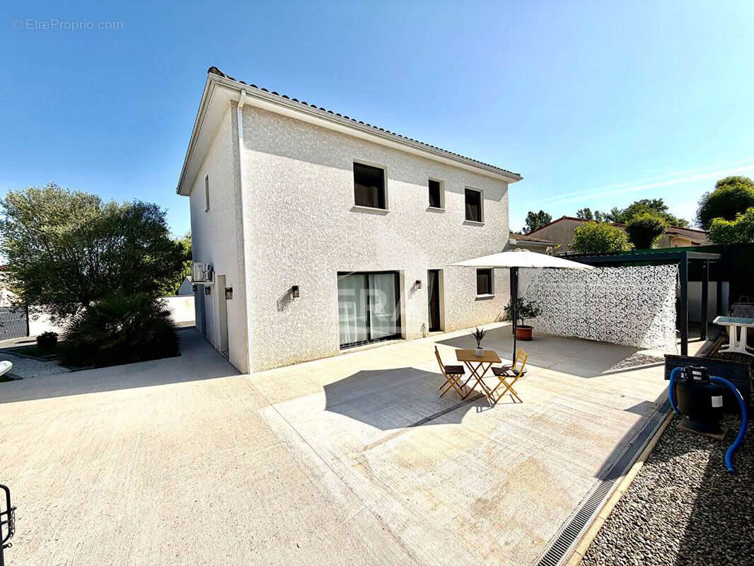 Maison à CUNAC