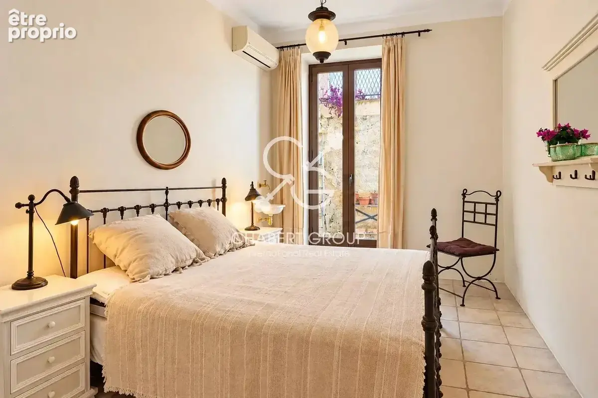 Villefranche-sur-mer – appartement – 4 pièces – 85 m² – terrasse de 95 m² – studio indépendant de 33 m² - garage - photo 12