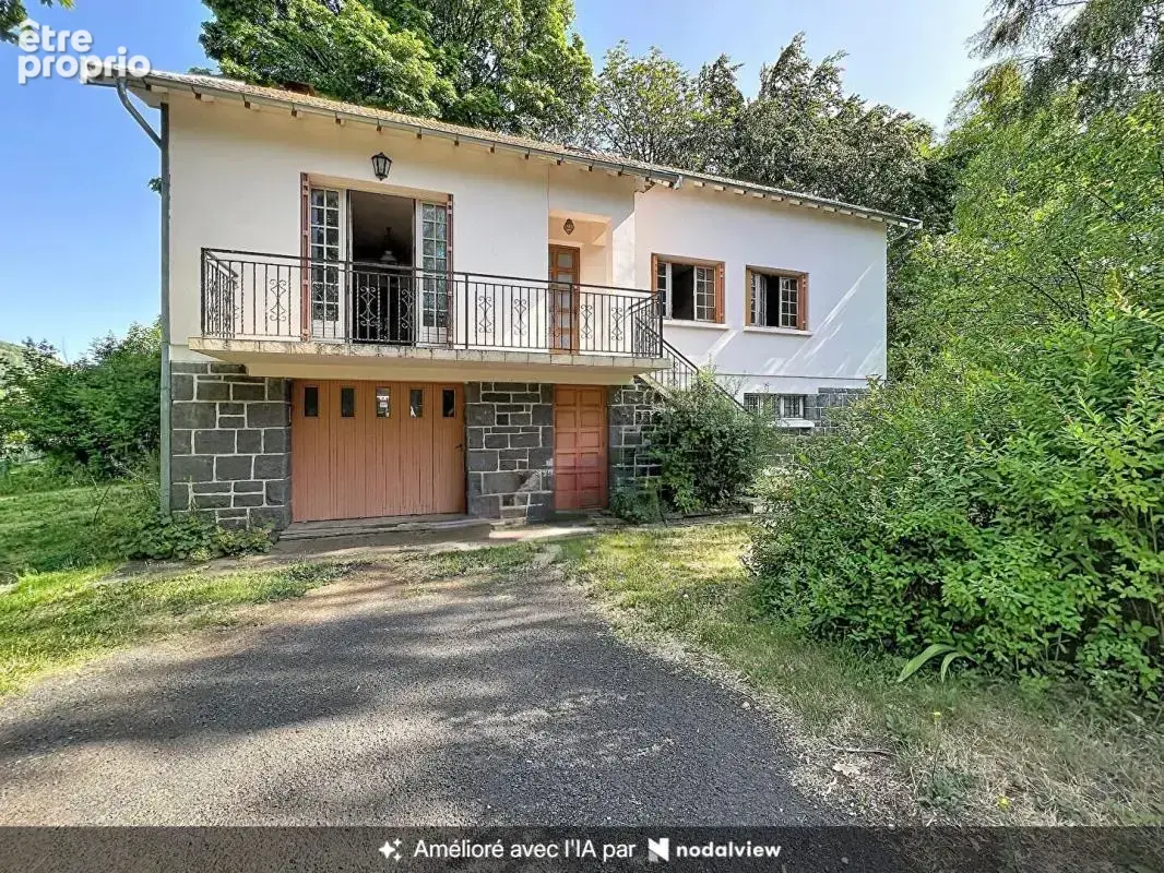 ORCINES (63870) - Maison individuelle de 112 m² habitables (185 m² utiles) sur terrain de 996 m² - photo 1
