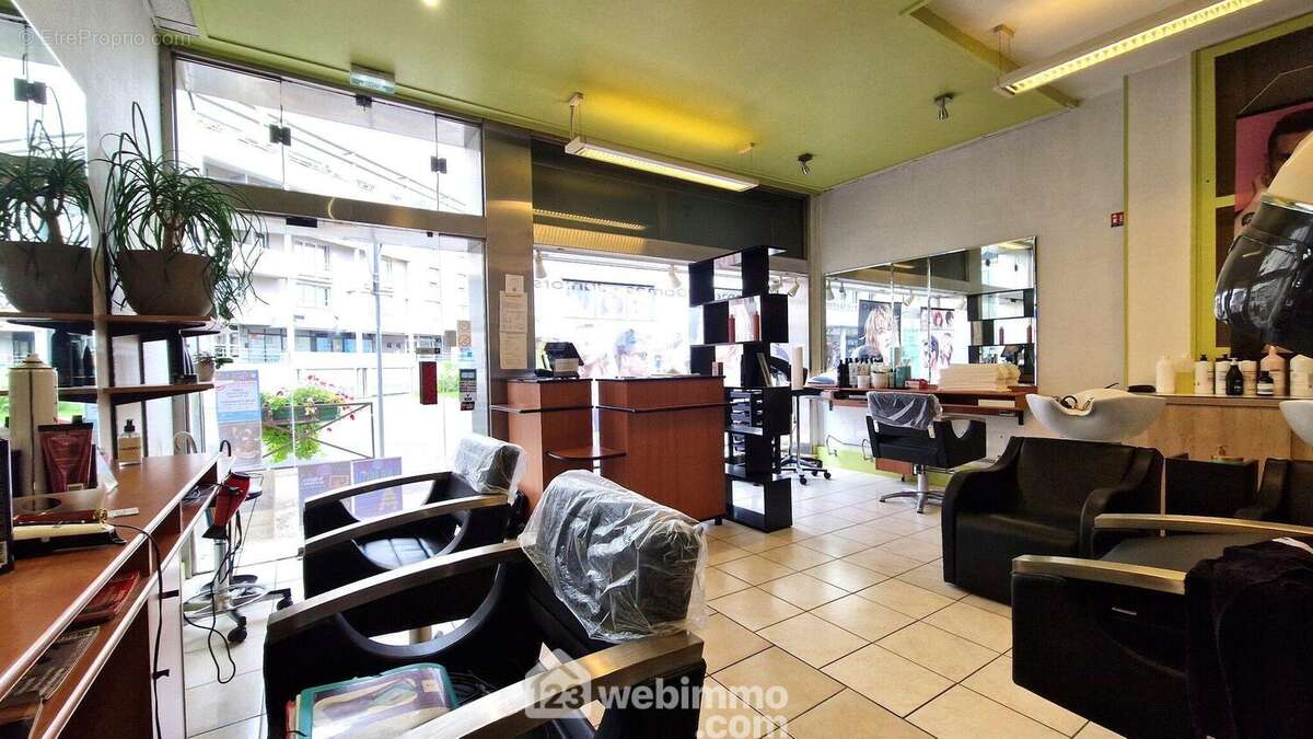 Il est lumineux - Commerce à LAON