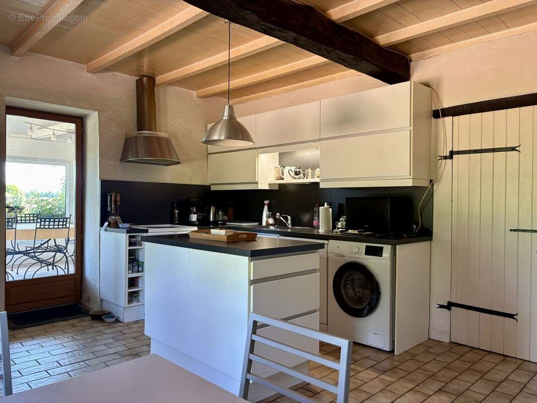 Maison 140 m² à La Frette  - photo 9