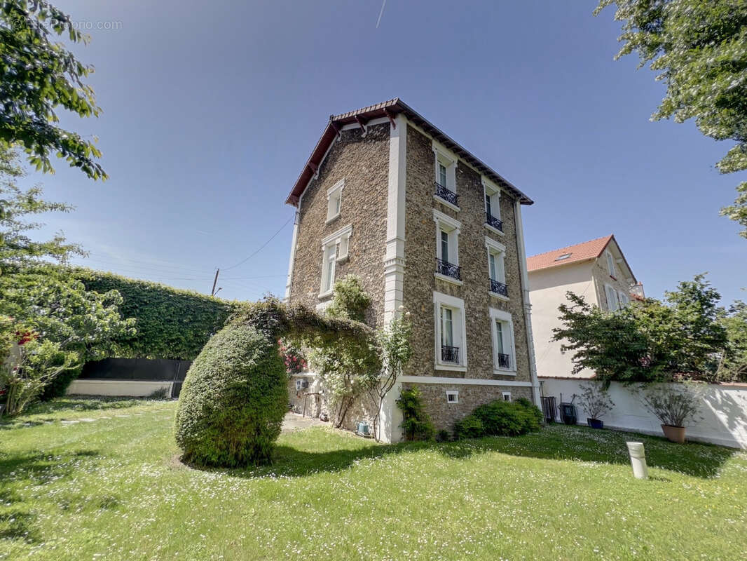 Maison à CHELLES