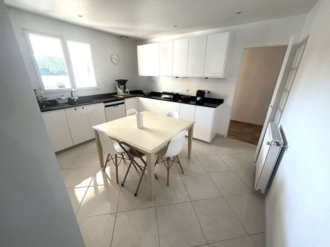 Maison à LESPINASSE