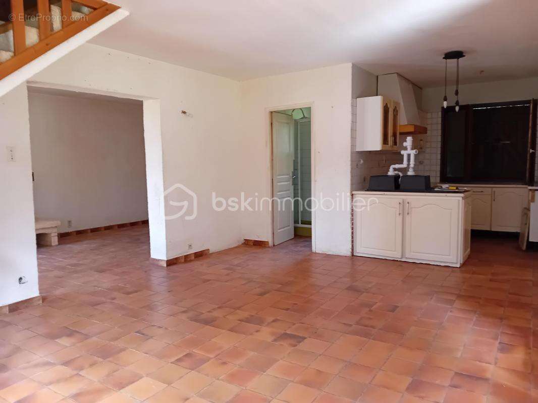 Maison à SAINT-BEAT