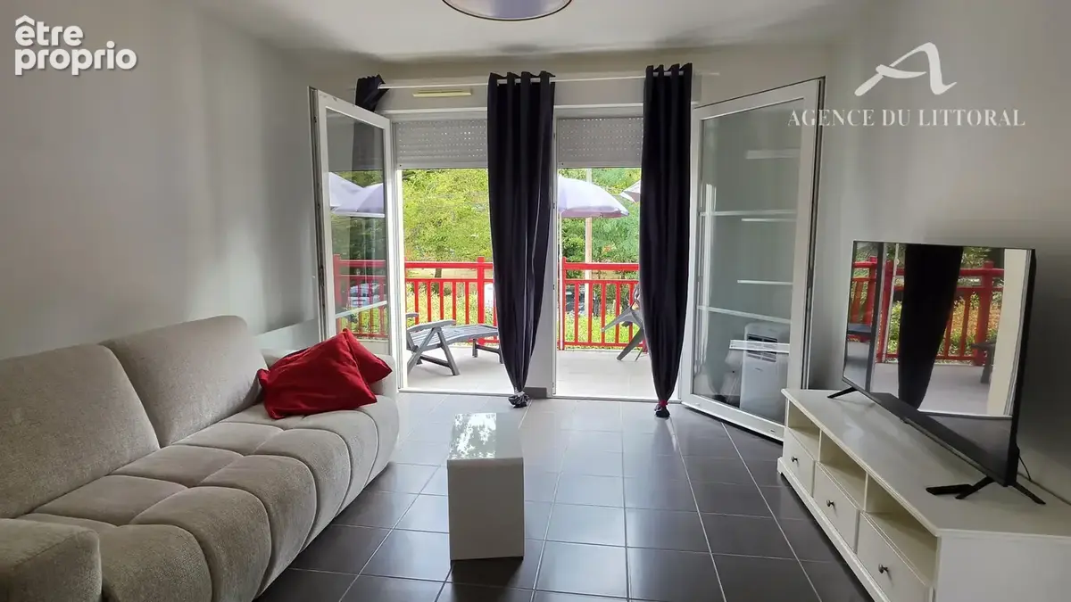Appartement à ARES