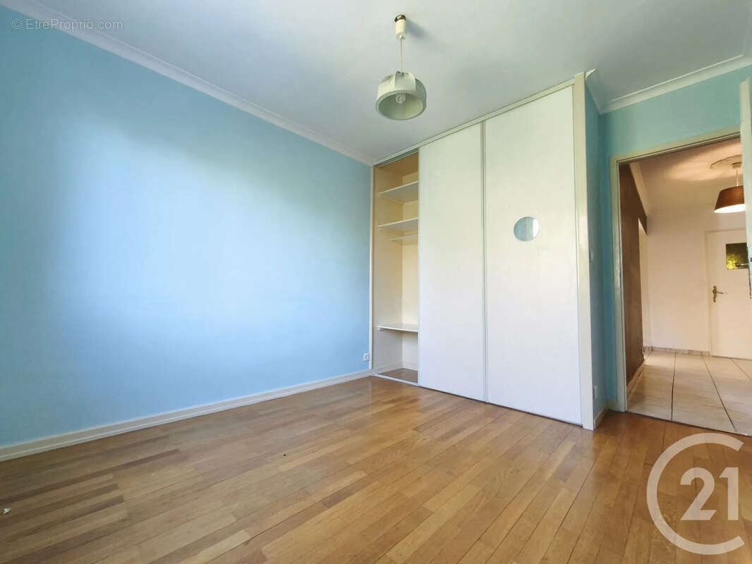 Appartement à SAINT-FONS