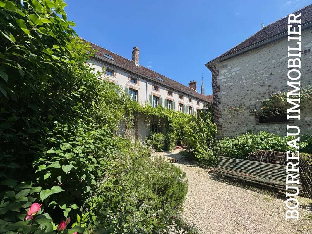 Maison à CEZY