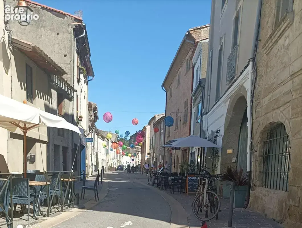 Grand garage à vendre Carcassonne 110m² au pied de la Cité médiévale secteur Trivalle - photo 3