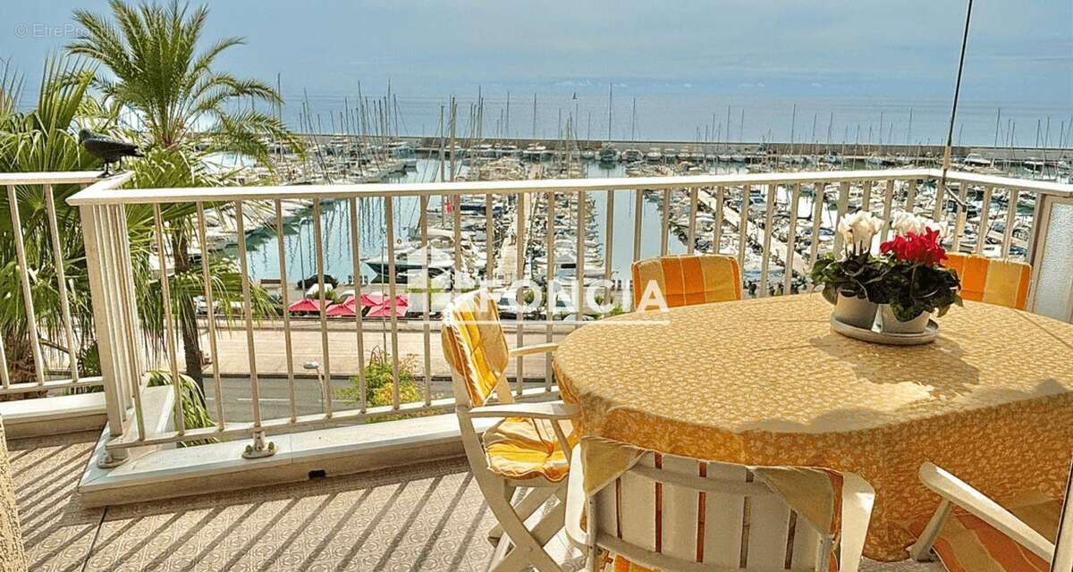 Appartement à MENTON