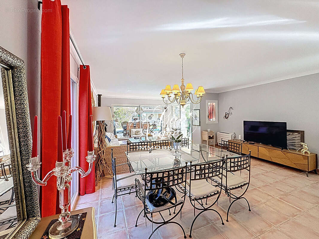 Maison à CAVALAIRE-SUR-MER