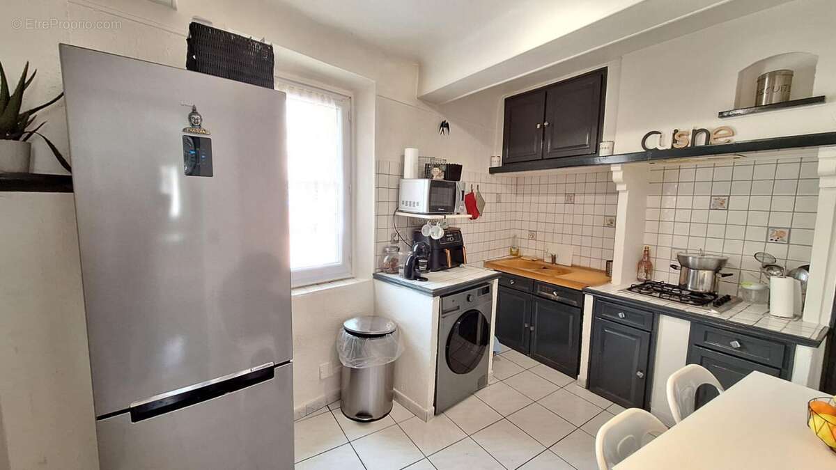 Appartement à MARSEILLE-11E