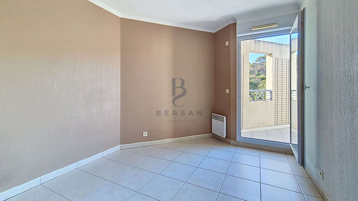 Appartement à FREJUS