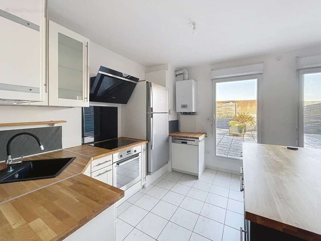 Appartement à ELANCOURT