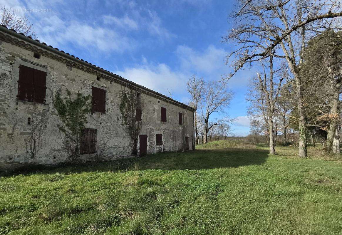Maison à VIELMUR-SUR-AGOUT