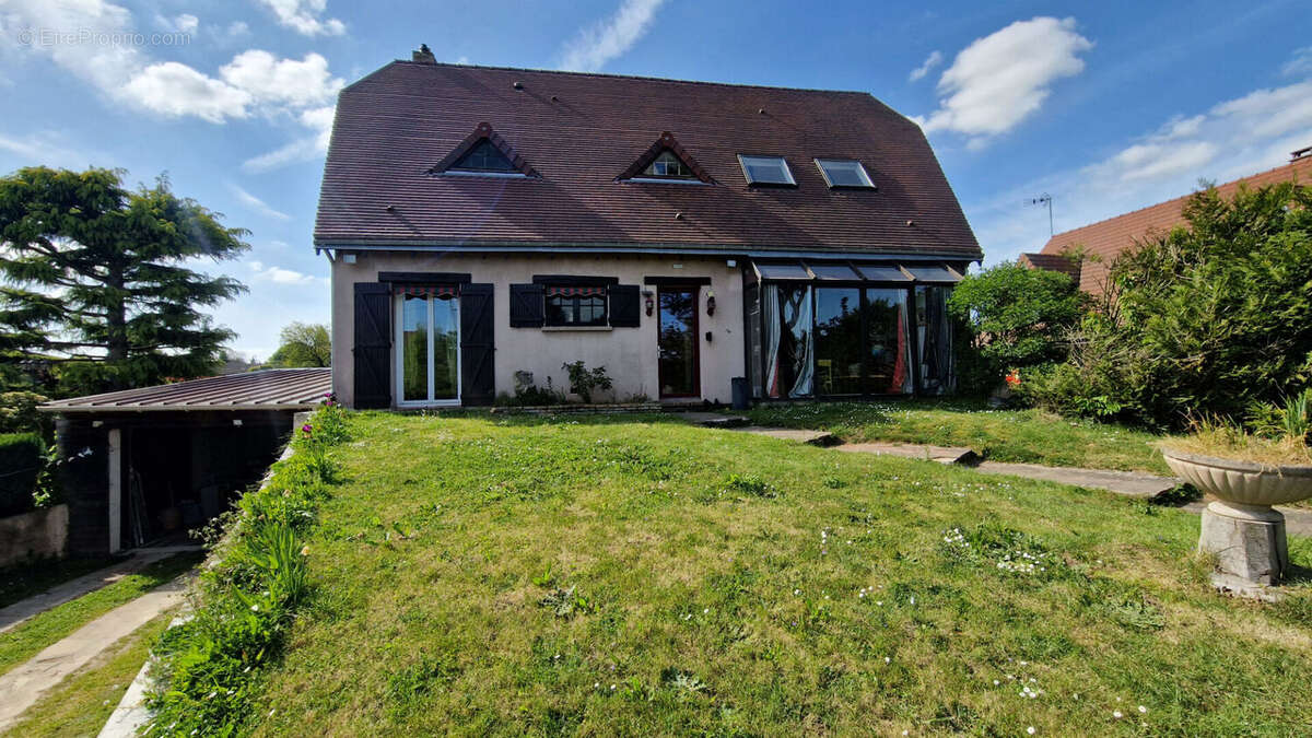 Maison à POISVILLIERS