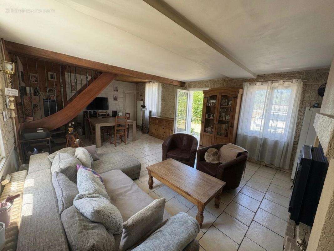 Maison 4 pièces de 89m2 avec Jardin. Hondouville (Vallée d’Eure) - photo 4